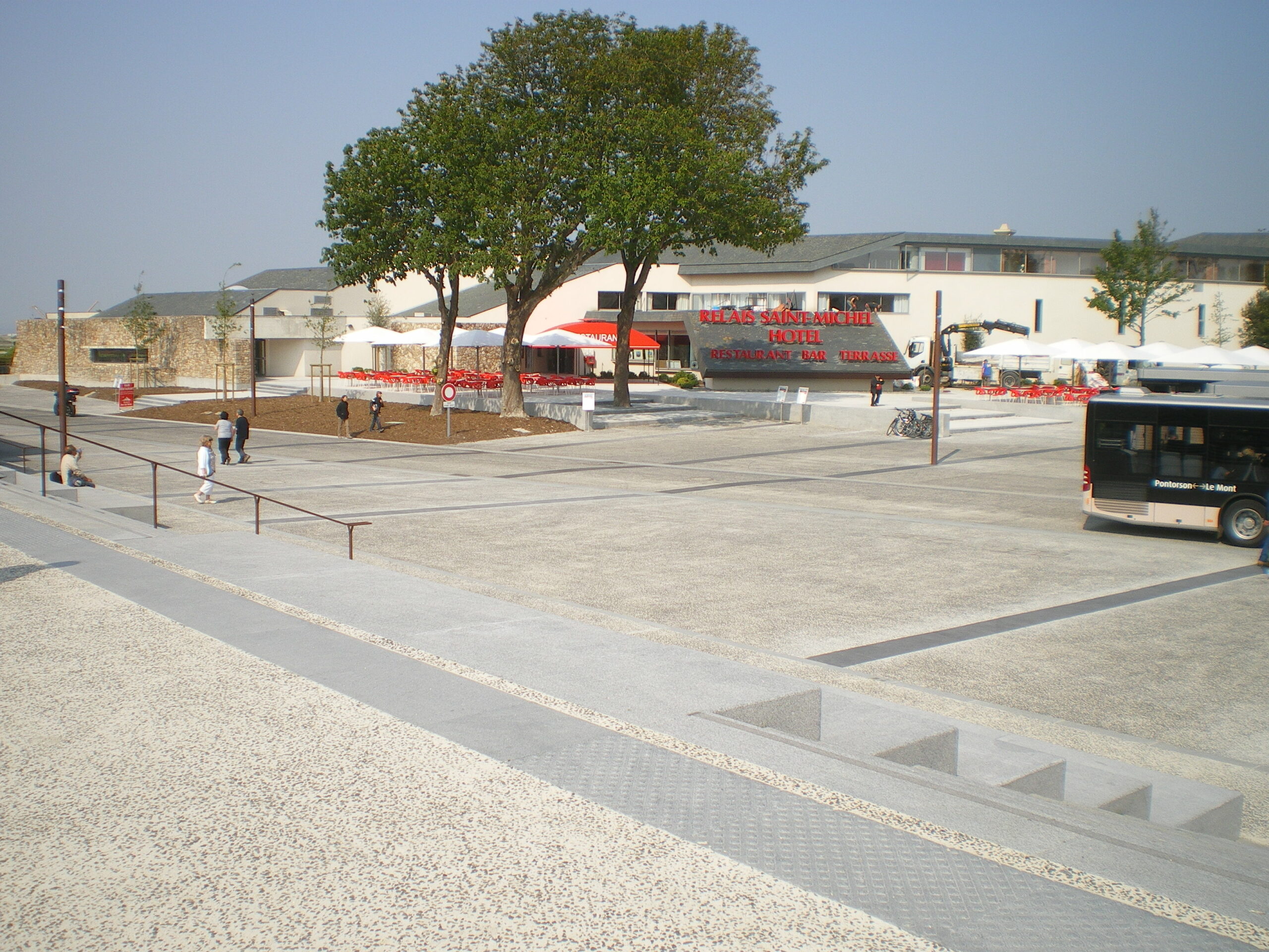 TRANSPORT_MT ST MICHEL_29789_3